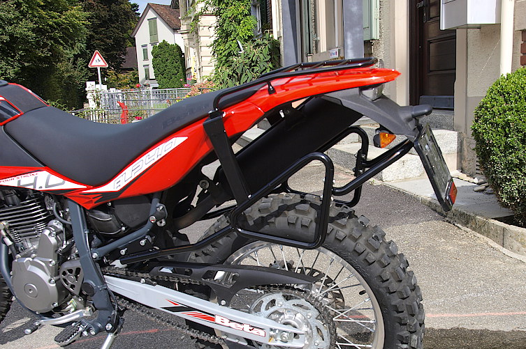 Beta_Alp_40__custom_made_pannier_rack.jpg